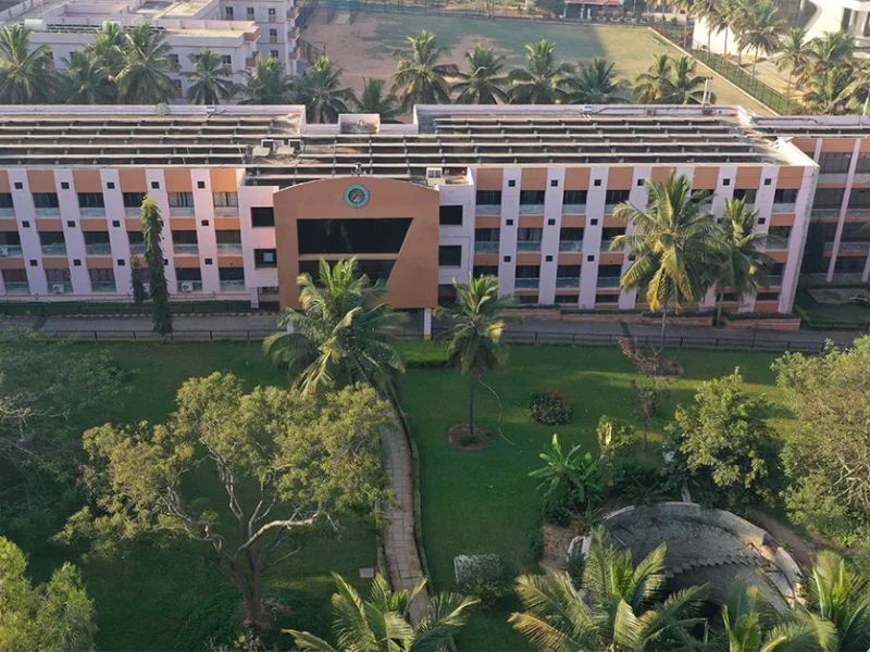 Nitte Meenakshi Institute Of Technology